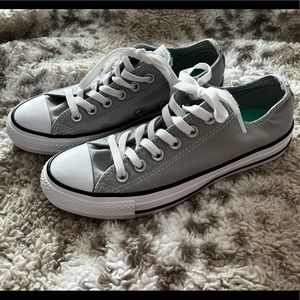 Converse Lows Grey Peace Out shoes